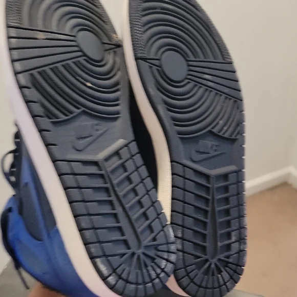 Jordan Athletic Shoes - Black and Blue - Picture 8 of 9